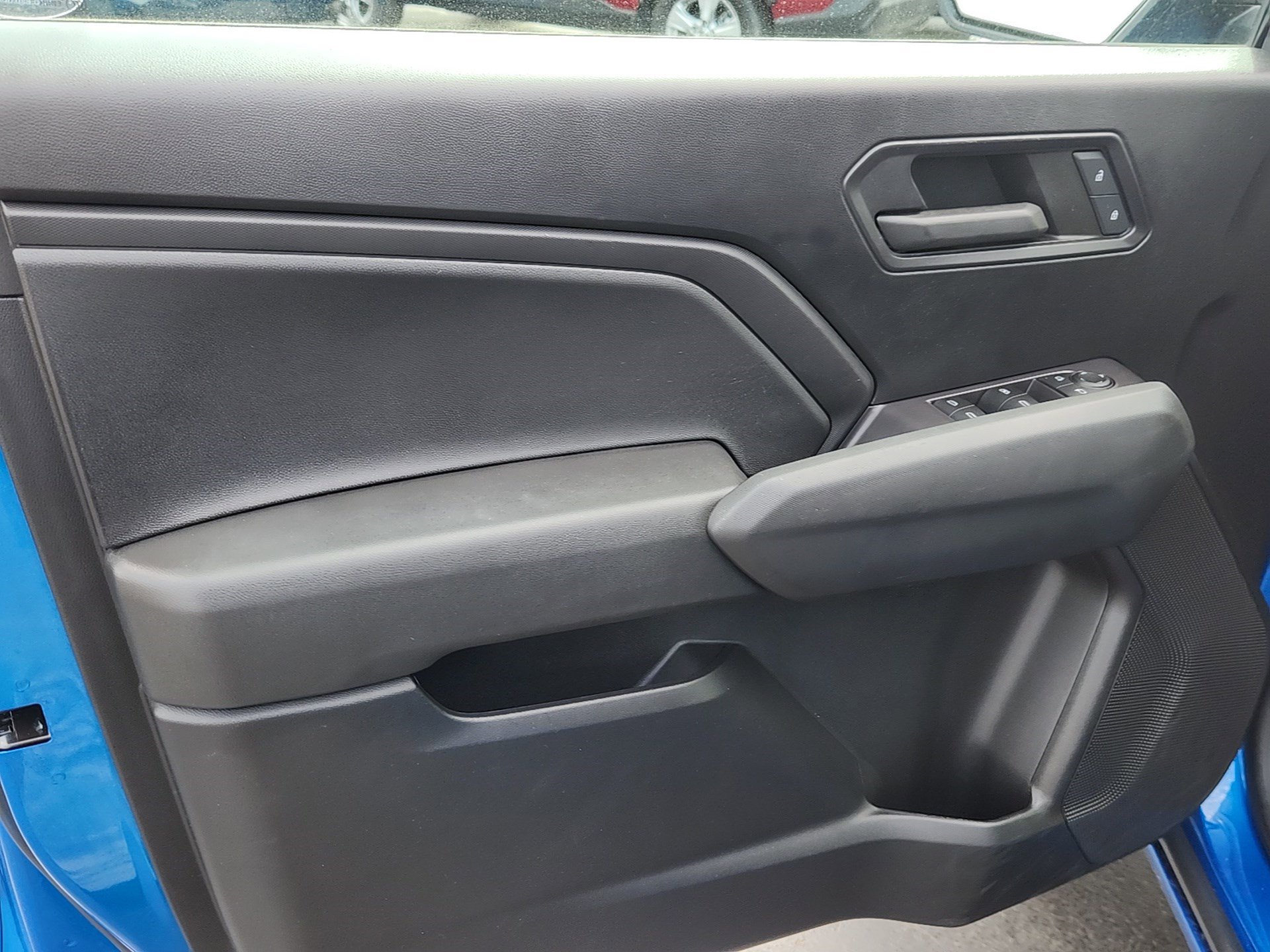 Used 2023 Chevrolet Colorado Trail Boss w/ Technology Package AWD/4WD image 10