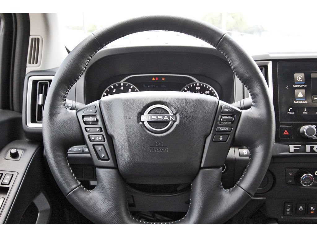 Used 2025 Nissan Frontier SV w/ SV Convenience Package RWD image 13