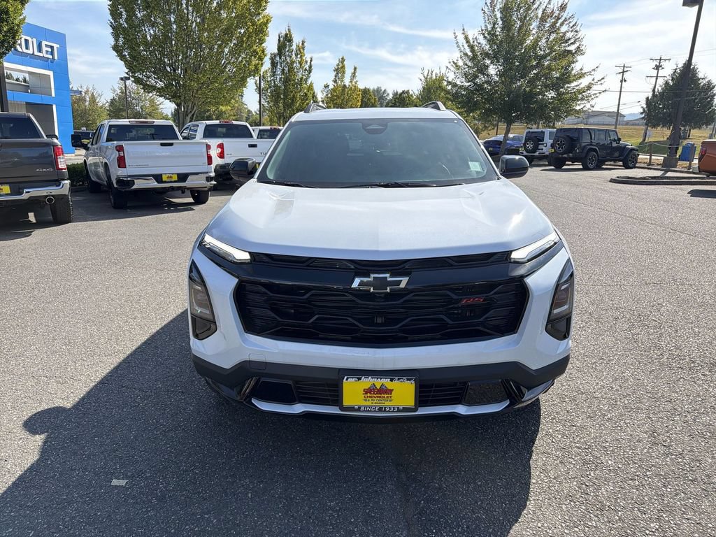 New 2027 Chevrolet Equinox RS w/ Convenience Package III AWD/4WD image 4