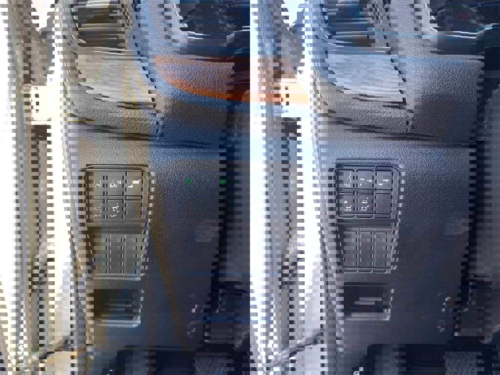 Used 2022 Honda CR-V Touring image 17