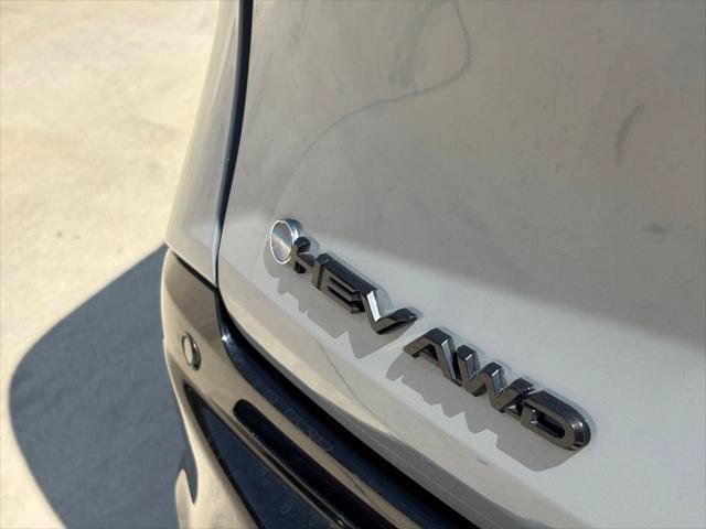 Certified 2025 Toyota Sienna XSE w/ XSE Premium Package AWD/4WD image 9