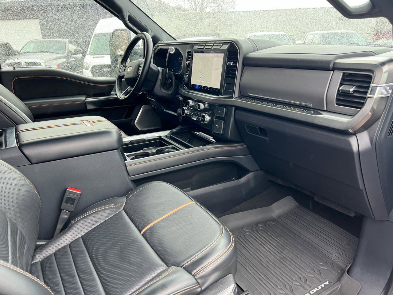 Used 2024 Ford F250 Platinum w/ Tremor Off-Road Package image 9