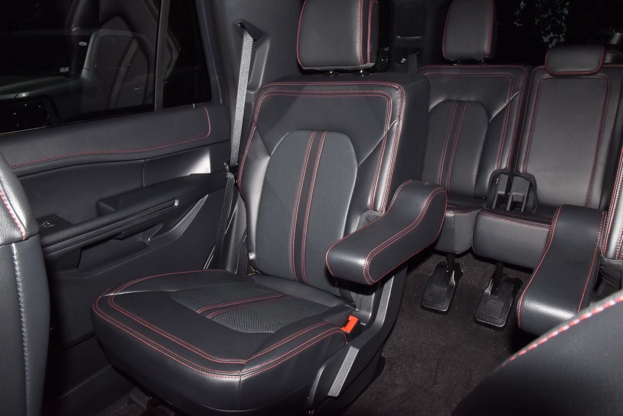 Used 2023 Ford Expedition Limited RWD image 20