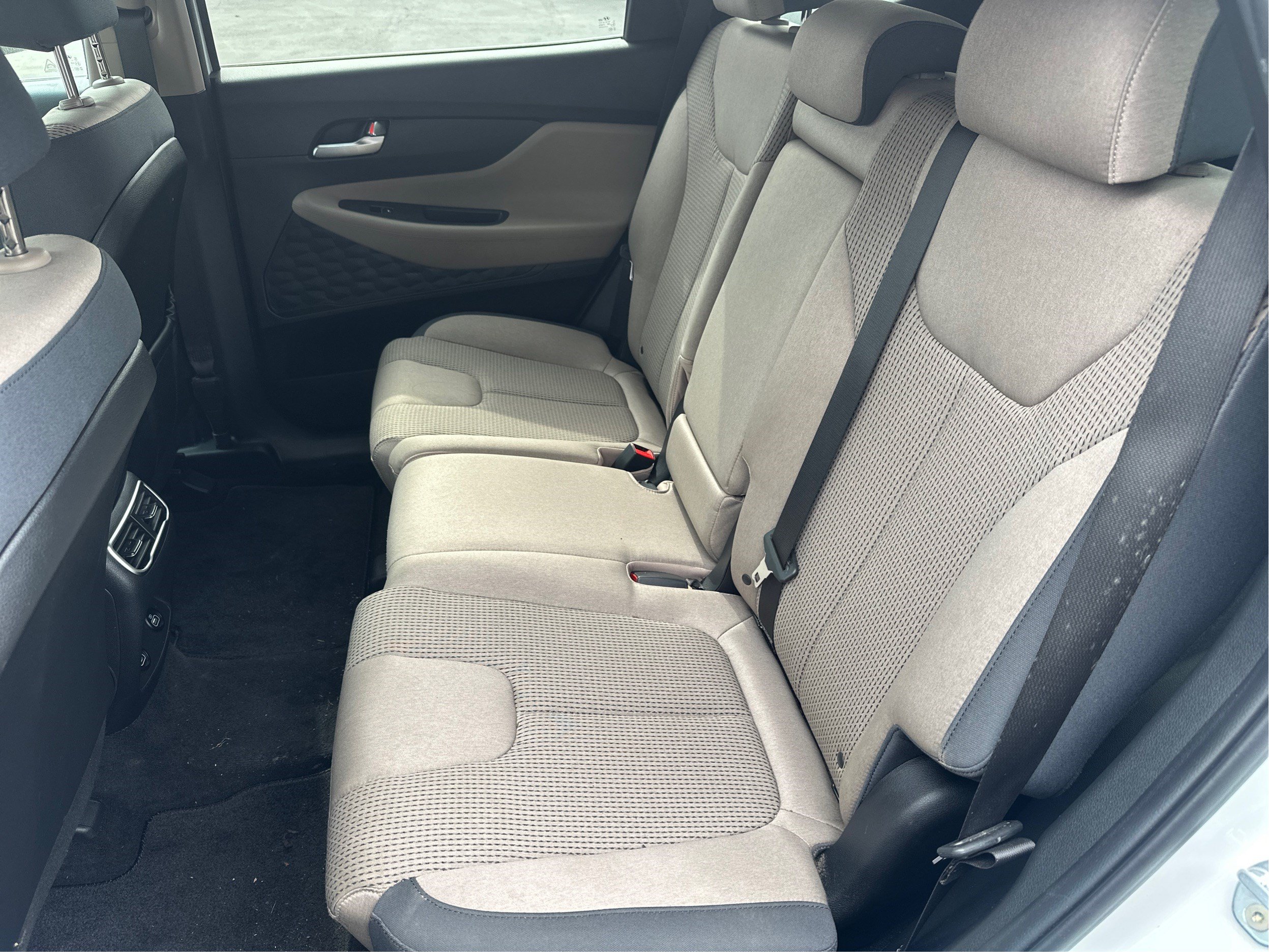 Used 2023 Hyundai Santa Fe SEL w/ Cargo Package AWD/4WD image 10