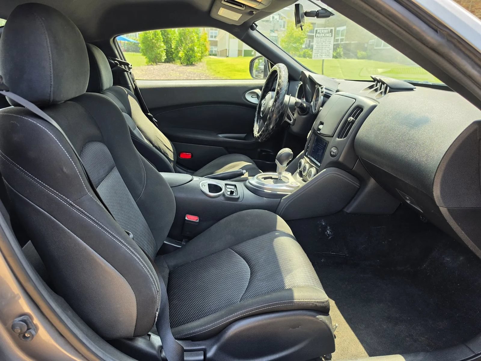 Used 2014 Nissan 370Z Coupe RWD image 14