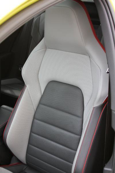 Used 2022 Volkswagen GTI Autobahn FWD image 29