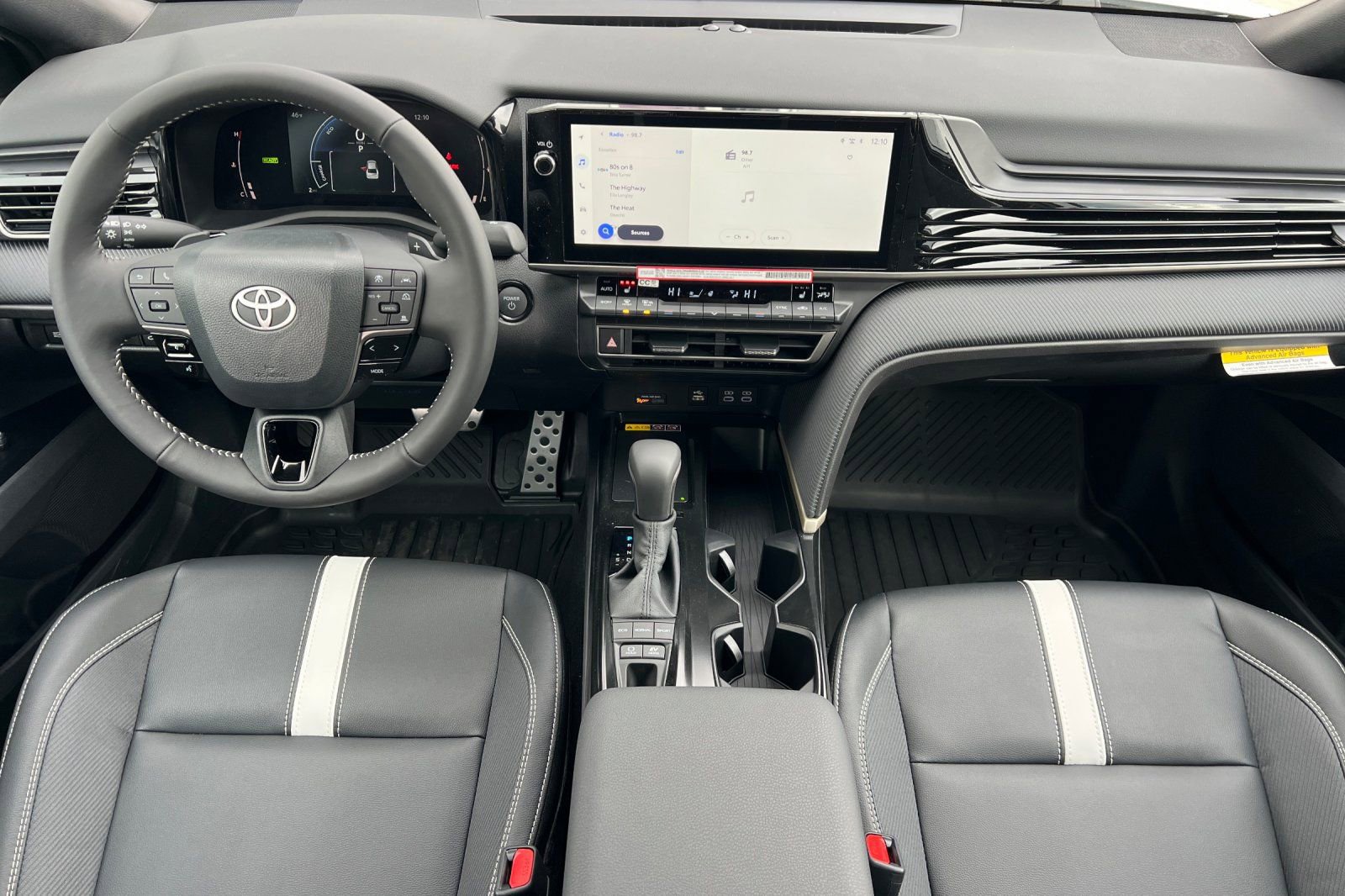 New 2026 Toyota Camry Hybrid w/ Multimedia Upgrade Package image 10