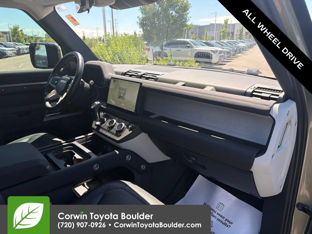Used 2022 Land Rover Defender 90 S AWD/4WD image 12
