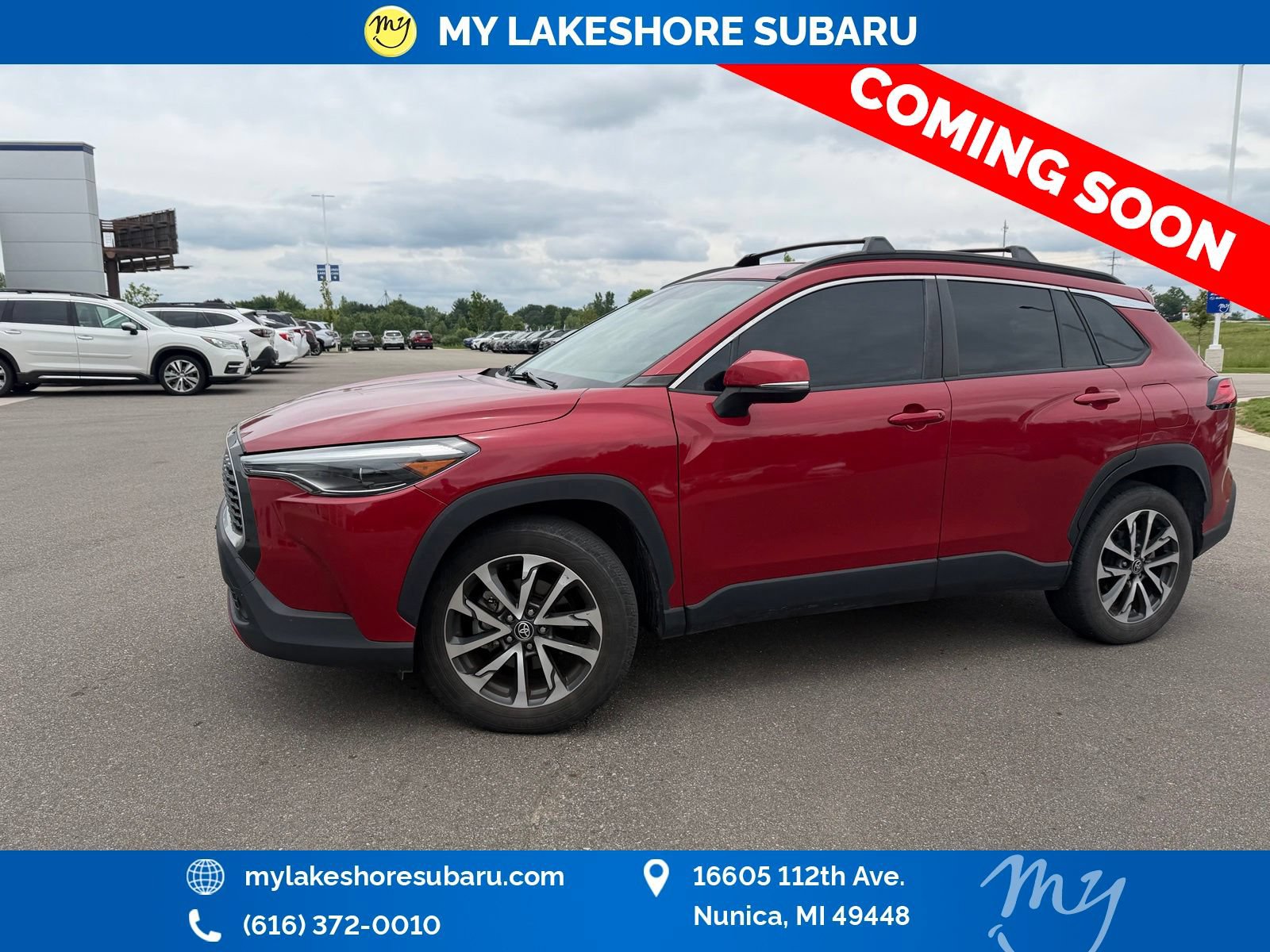 Used 2022 Toyota Corolla Cross XLE AWD/4WD image 3