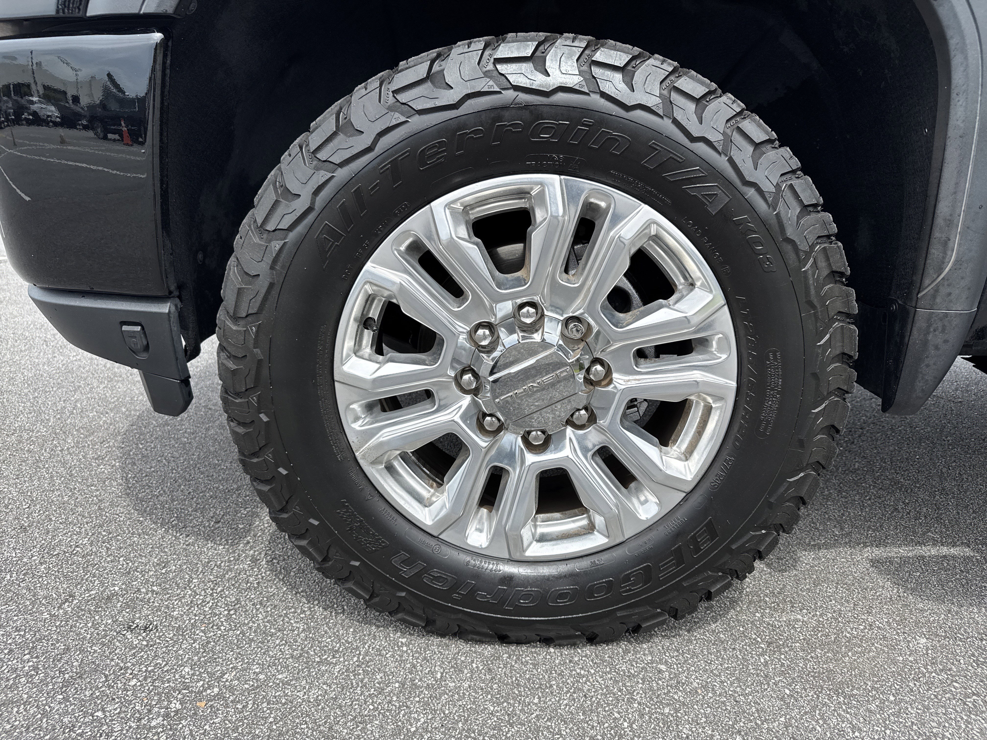 Used 2023 GMC Sierra 2500 Denali w/ Denali Ultimate Package image 12