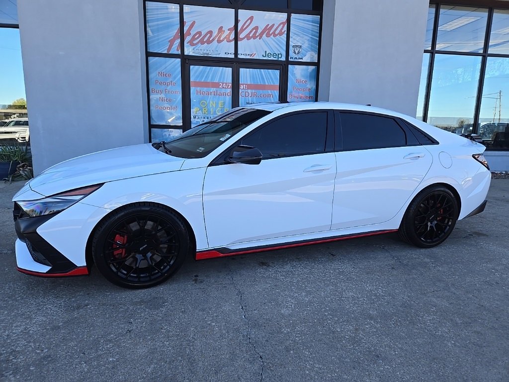 Used 2022 Hyundai Elantra N w/ Preferred Accessory Package image 4