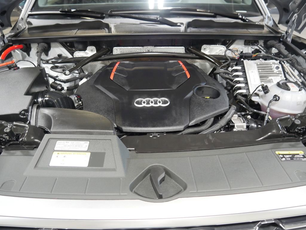 Certified 2023 Audi SQ5 Premium Plus w/ Premium Plus Package AWD/4WD image 10