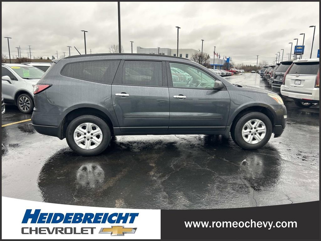 Used 2013 Chevrolet Traverse LS image 5