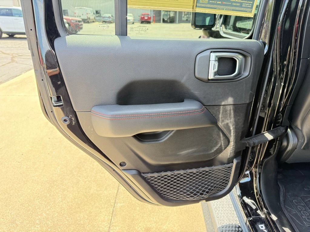 Used 2023 Jeep Wrangler Unlimited Rubicon w/ Xtreme 35 Tire Package AWD/4WD image 16