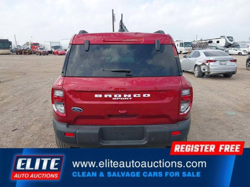 Used 2025 Ford Bronco Sport Big Bend w/ Convenience Package AWD/4WD image 31