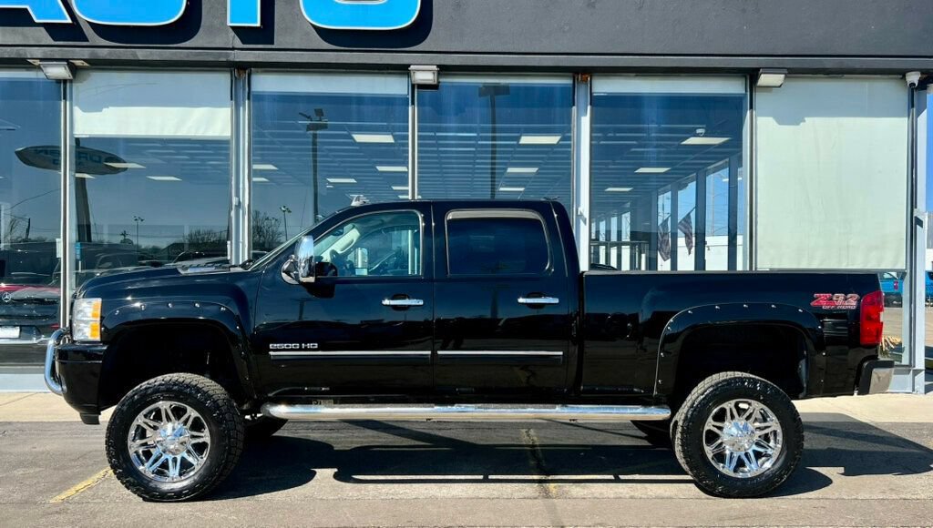 Used 2014 Chevrolet Silverado 2500 LT w/ Z71 Appearance Package AWD/4WD image 31
