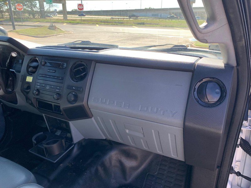 Used 2014 Ford F250 XL w/ Power Equipment Group image 9