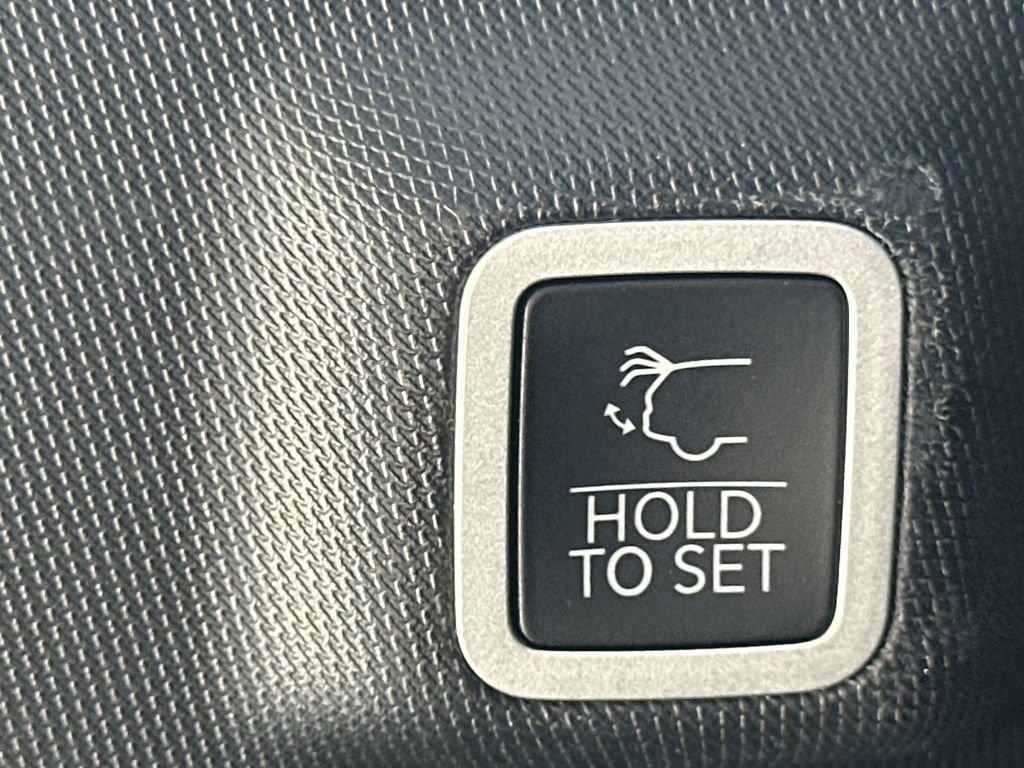 Used 2022 Jeep Grand Cherokee Trailhawk w/ Advanced Protech Group II AWD/4WD image 20