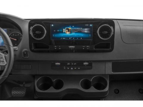 New 2025 Mercedes-Benz Sprinter 2500 image 10