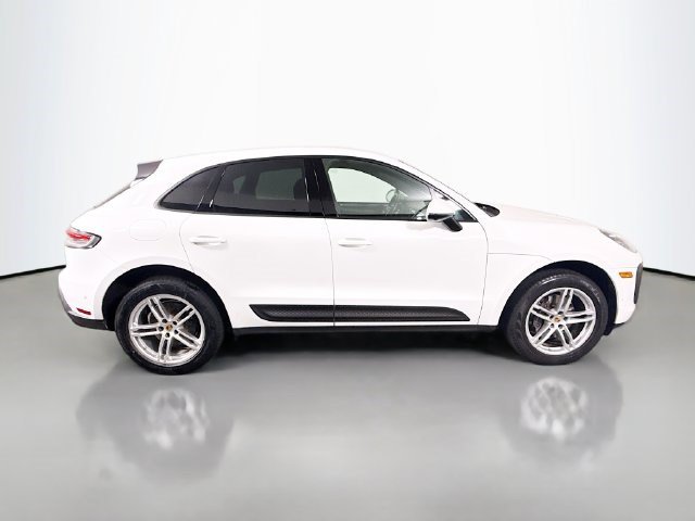 Used 2023 Porsche Macan AWD/4WD image 11