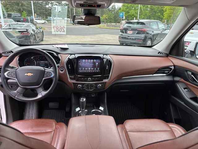 Used 2018 Chevrolet Traverse High Country w/ LPO, 'HIT The Road' Package AWD/4WD image 14