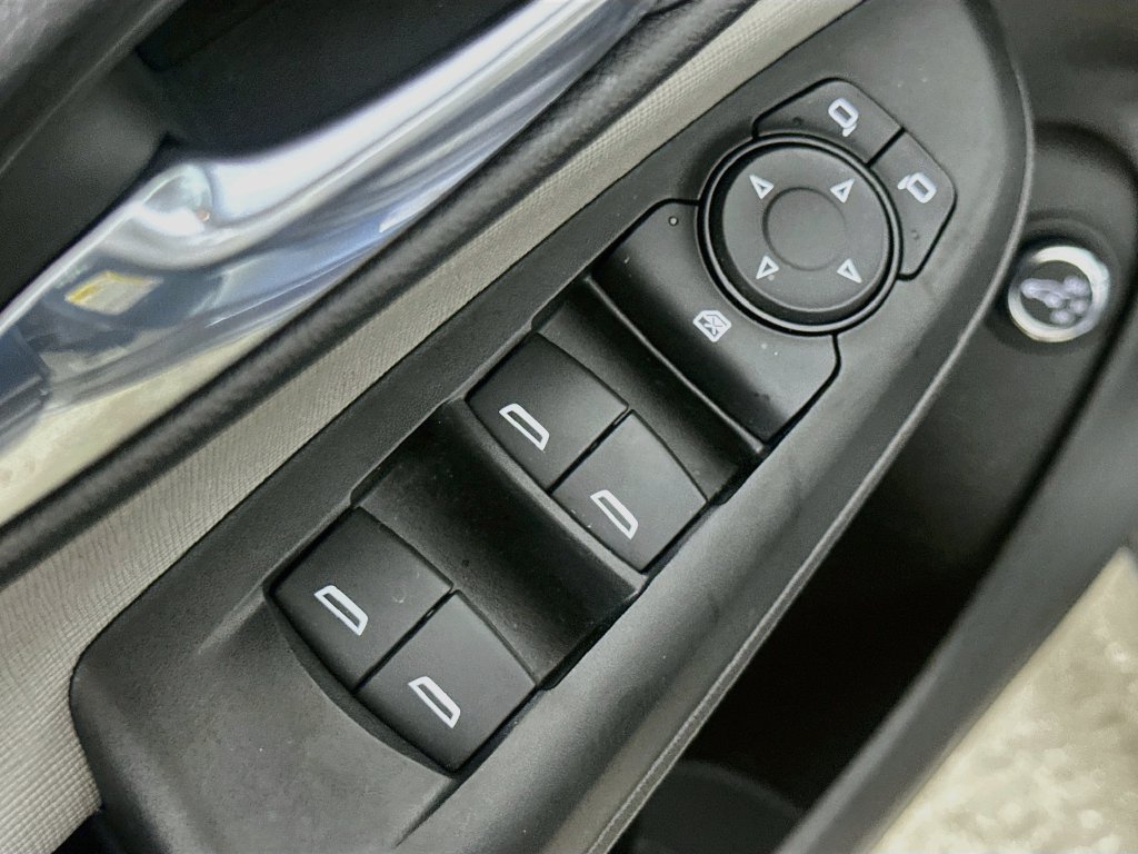 Used 2024 Buick Envista Avenir FWD image 22