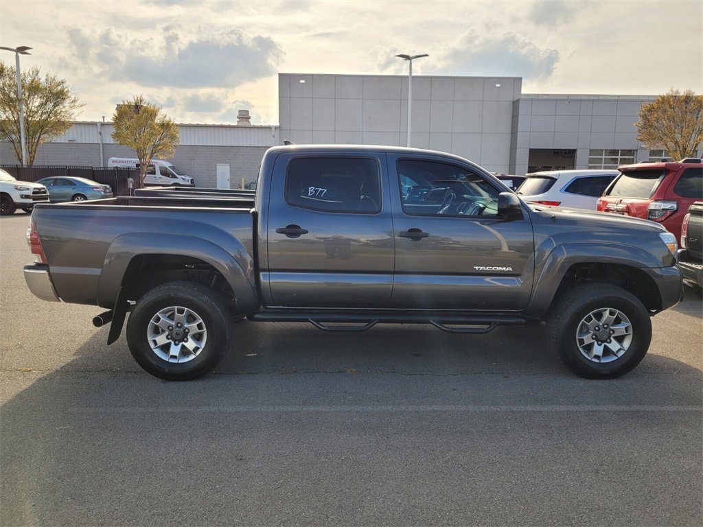 Used 2014 Toyota Tacoma PreRunner image 2