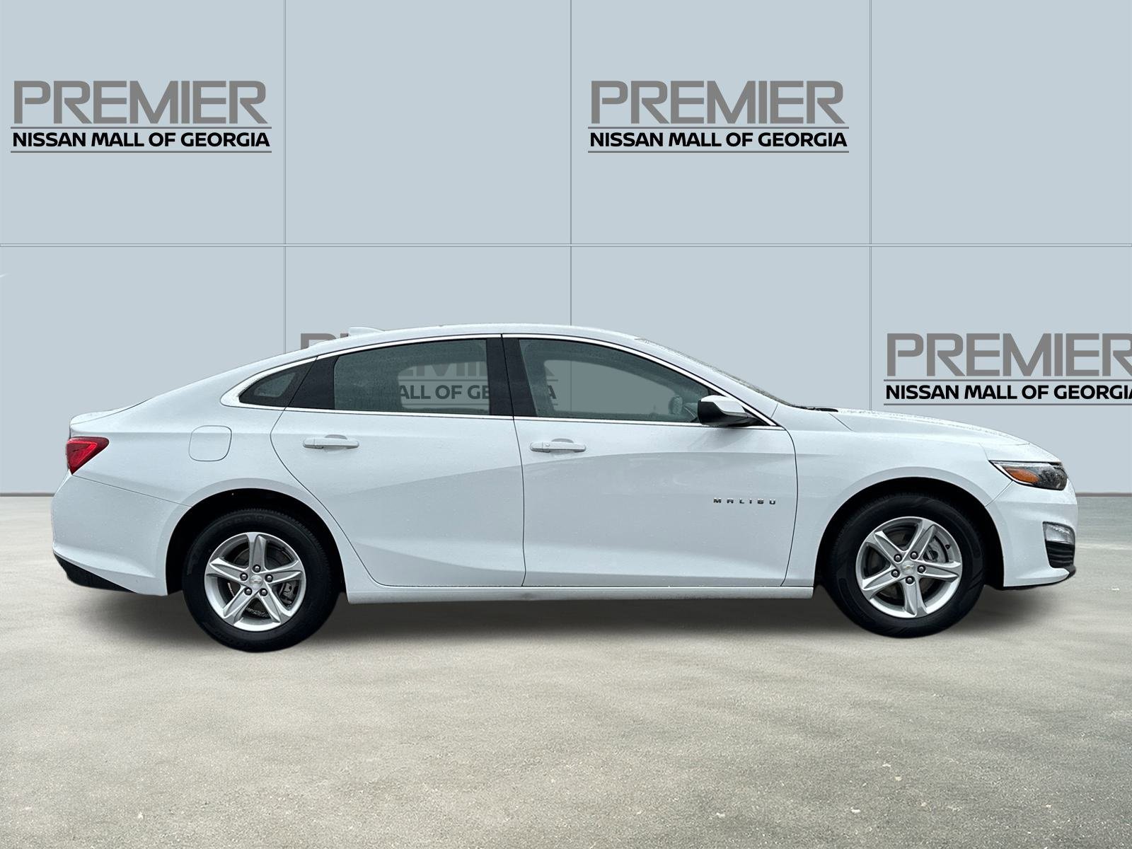 Used 2024 Chevrolet Malibu LT image 4