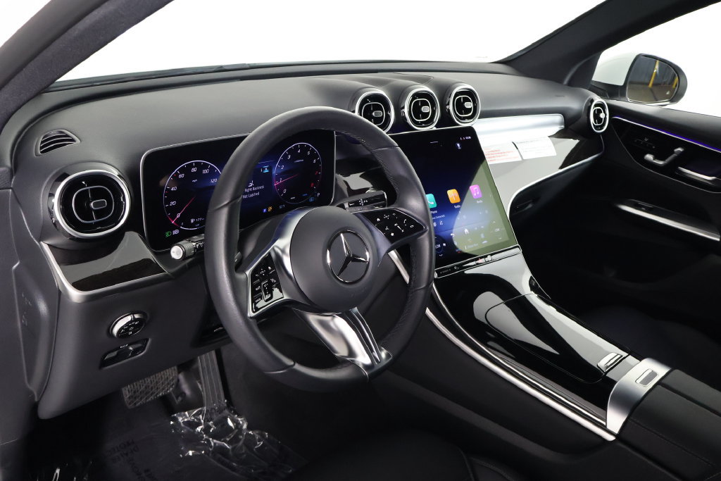 Certified 2026 Mercedes-Benz GLC 300 image 7
