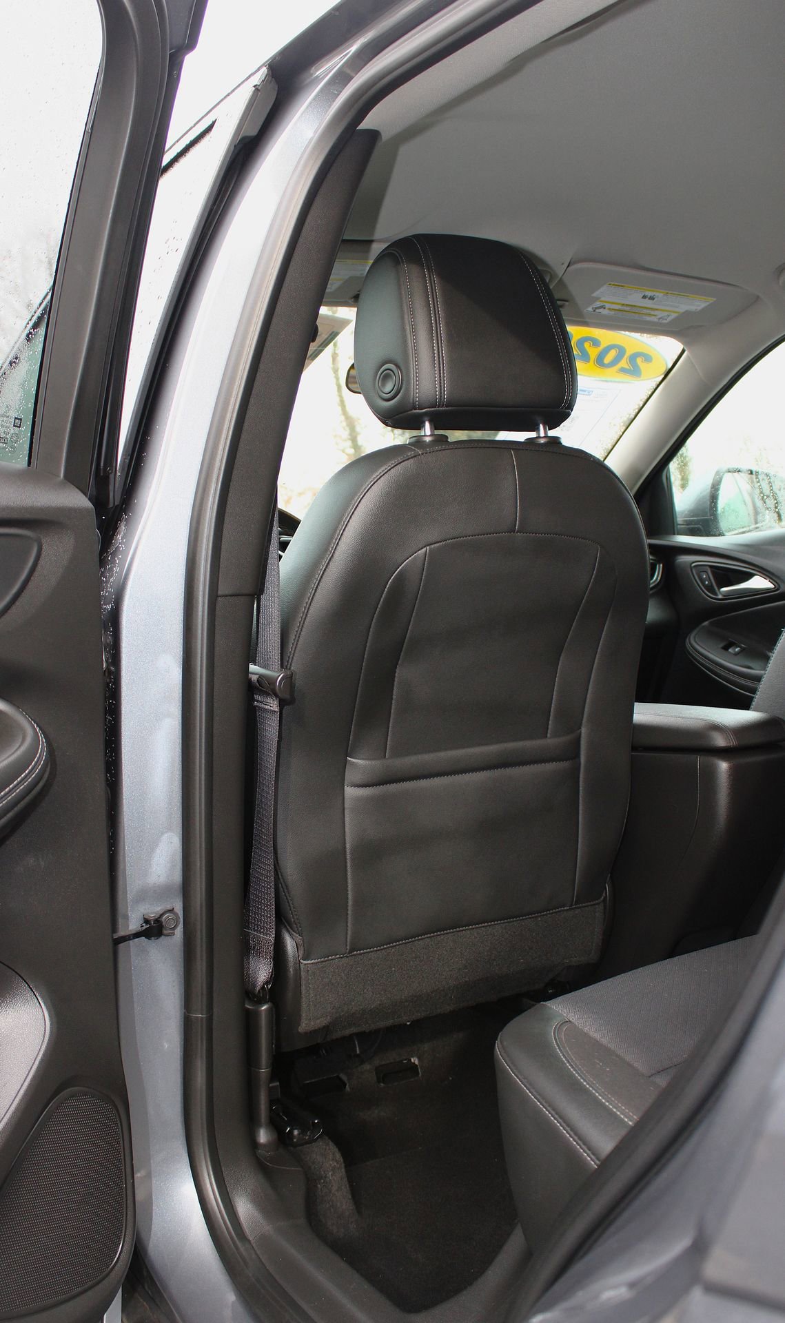 Used 2020 Buick Encore GX Select w/ Sport Touring Package image 19