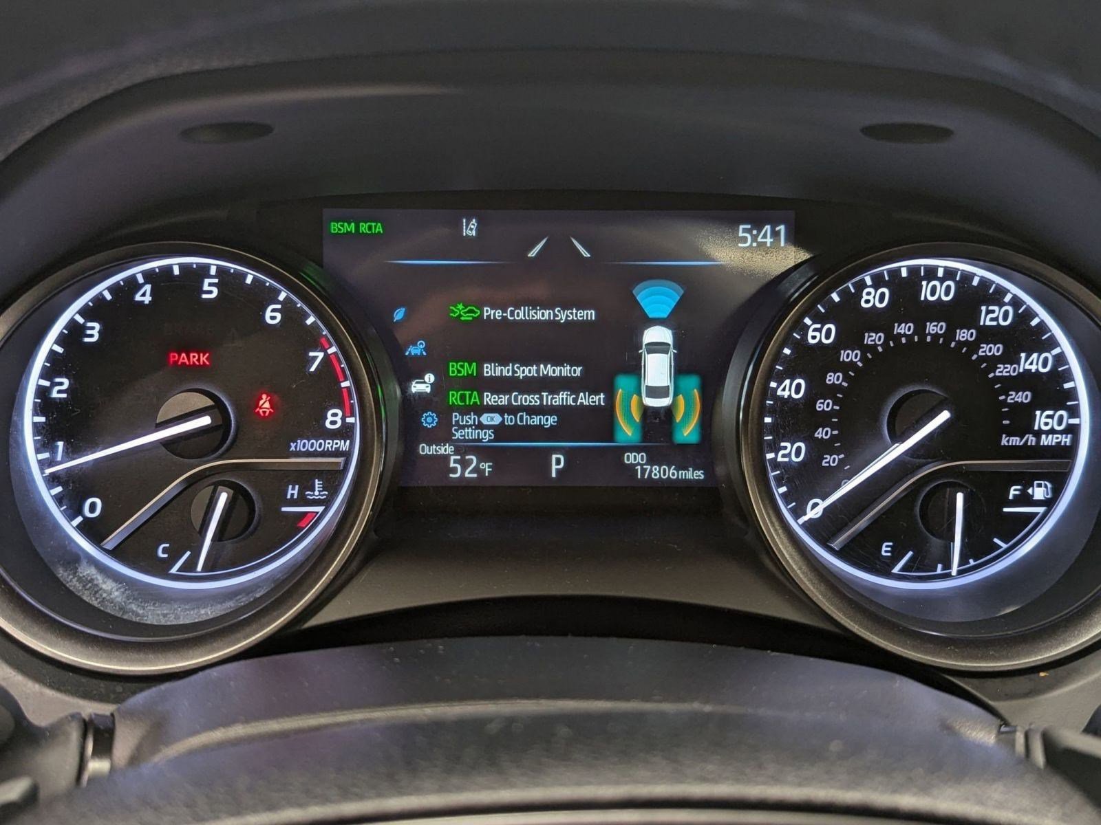 Used 2023 Toyota Camry SE image 16