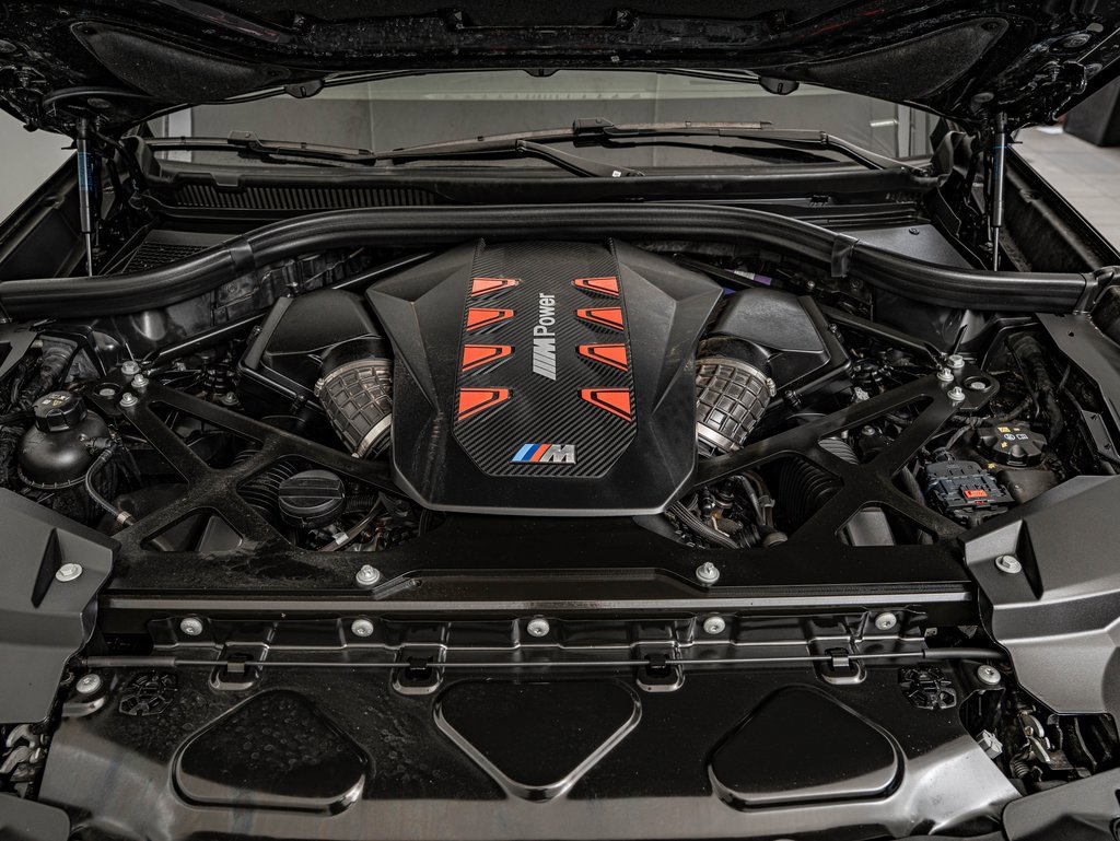 Used 2025 BMW X5 M Competition w/ Executive Package image 50