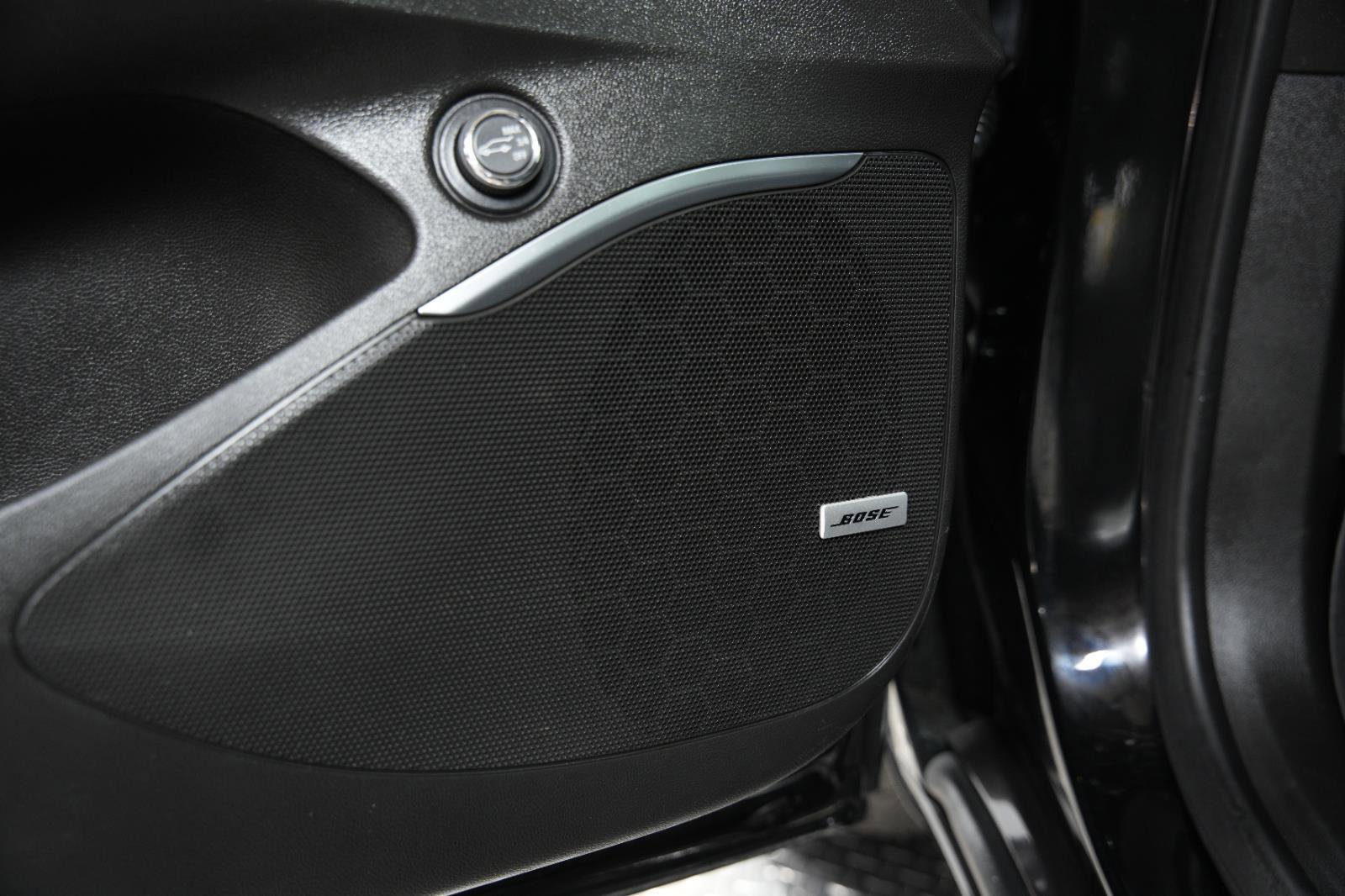 Used 2024 Buick Enclave Premium w/ Experience Buick Package image 27