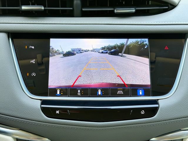 Used 2022 Cadillac XT5 Premium Luxury w/ Technology Package AWD/4WD image 33