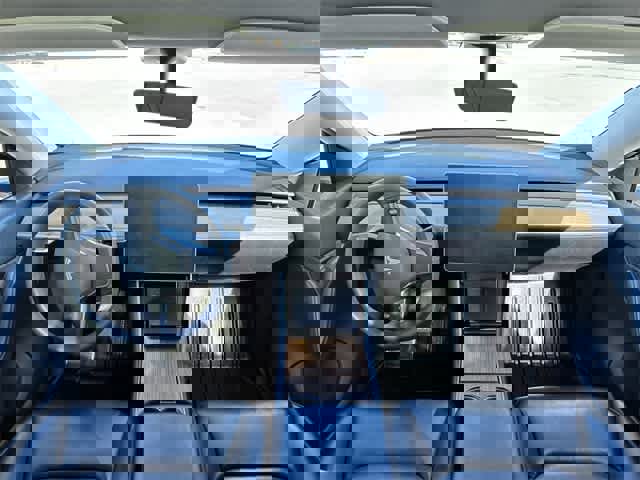 Used 2021 Tesla Model Y Long Range image 15