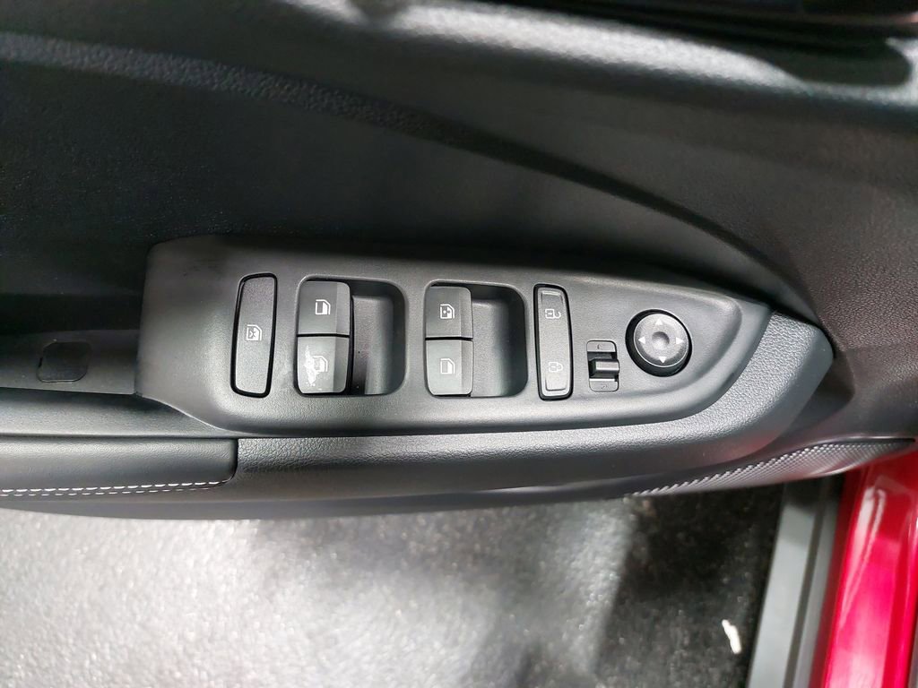 New 2025 Hyundai Venue Limited image 28