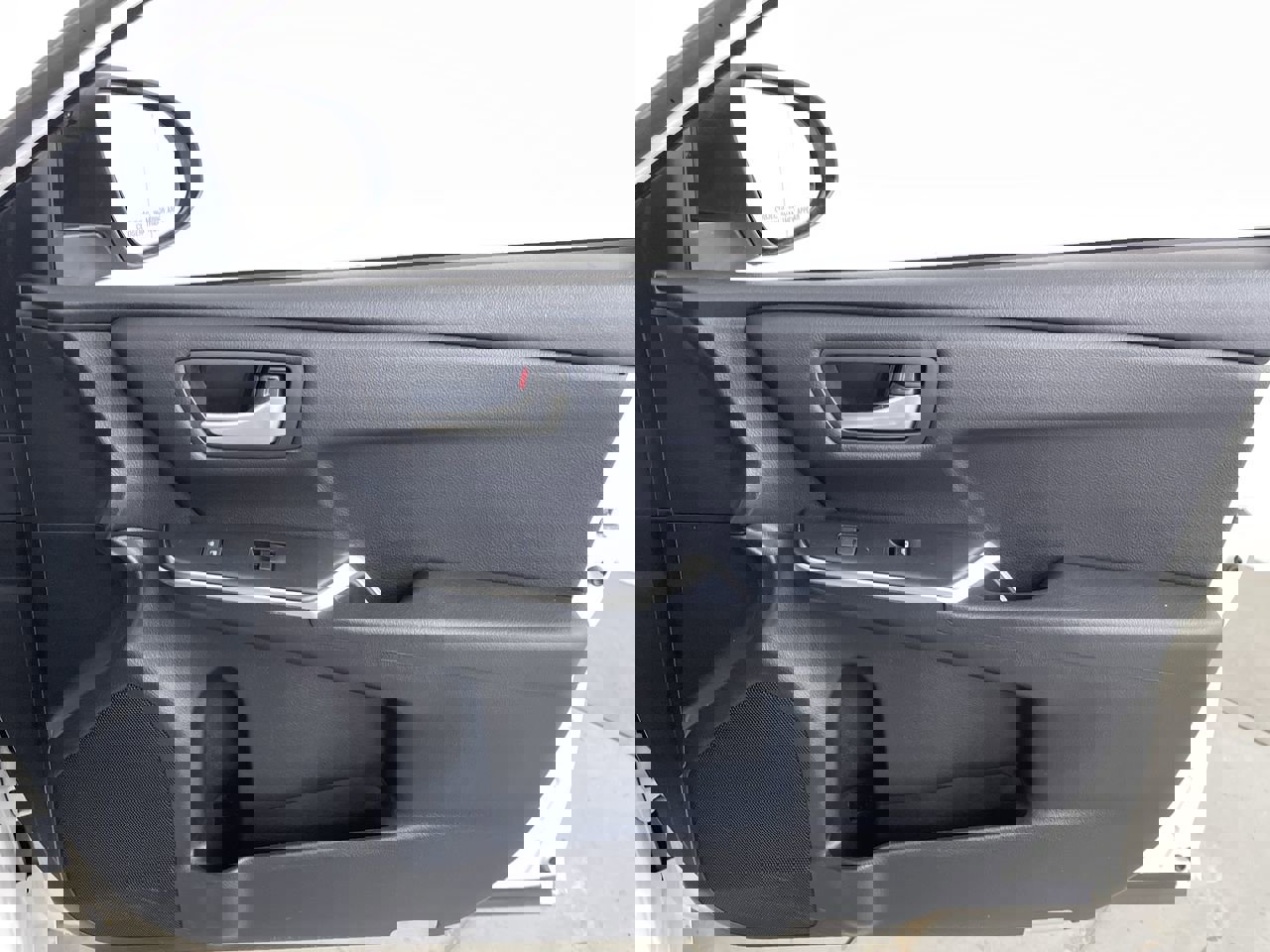 Used 2017 Toyota Camry SE image 23