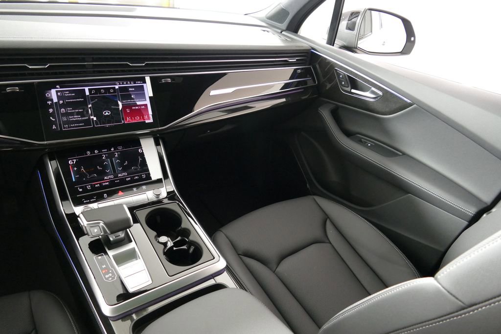 New 2026 Audi Q7 3.0T Premium Plus AWD/4WD image 8