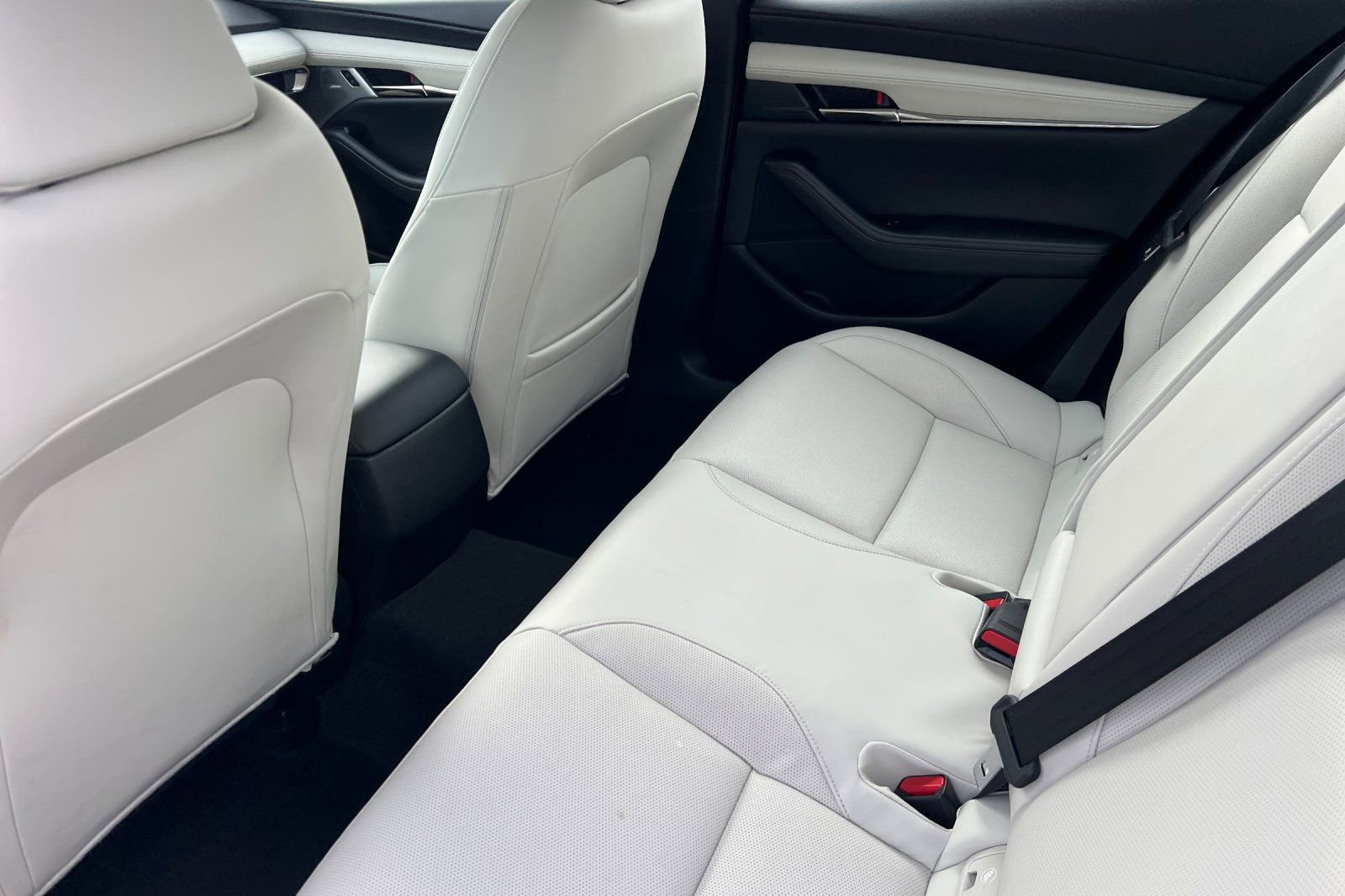 Certified 2025 MAZDA MAZDA3 2.5 Turbo Sedan w/Premium Plus image 10