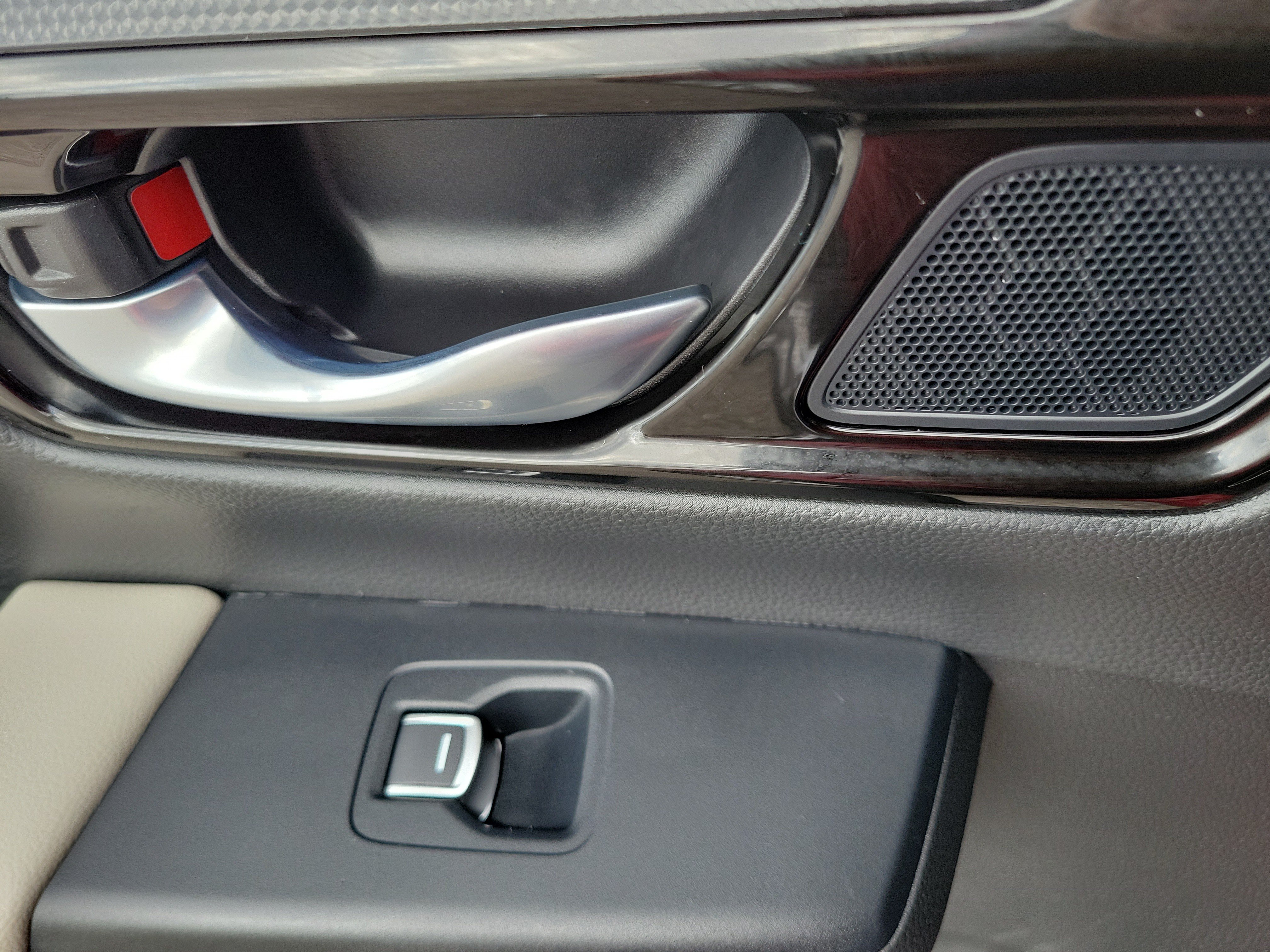 Used 2023 Honda CR-V EX-L image 19