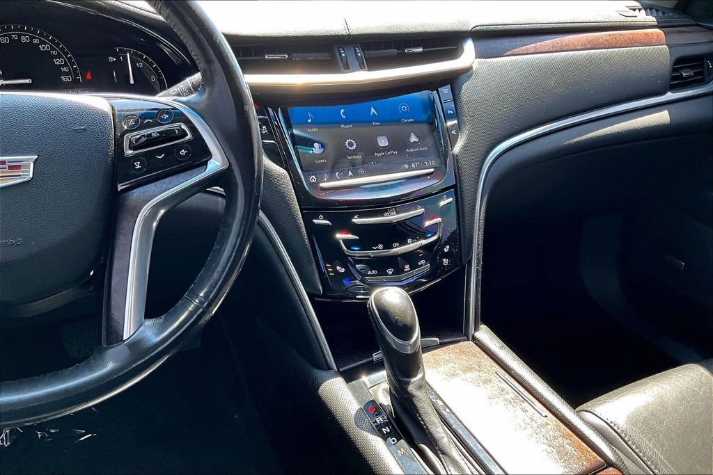 Used 2019 Cadillac XTS Luxury image 9