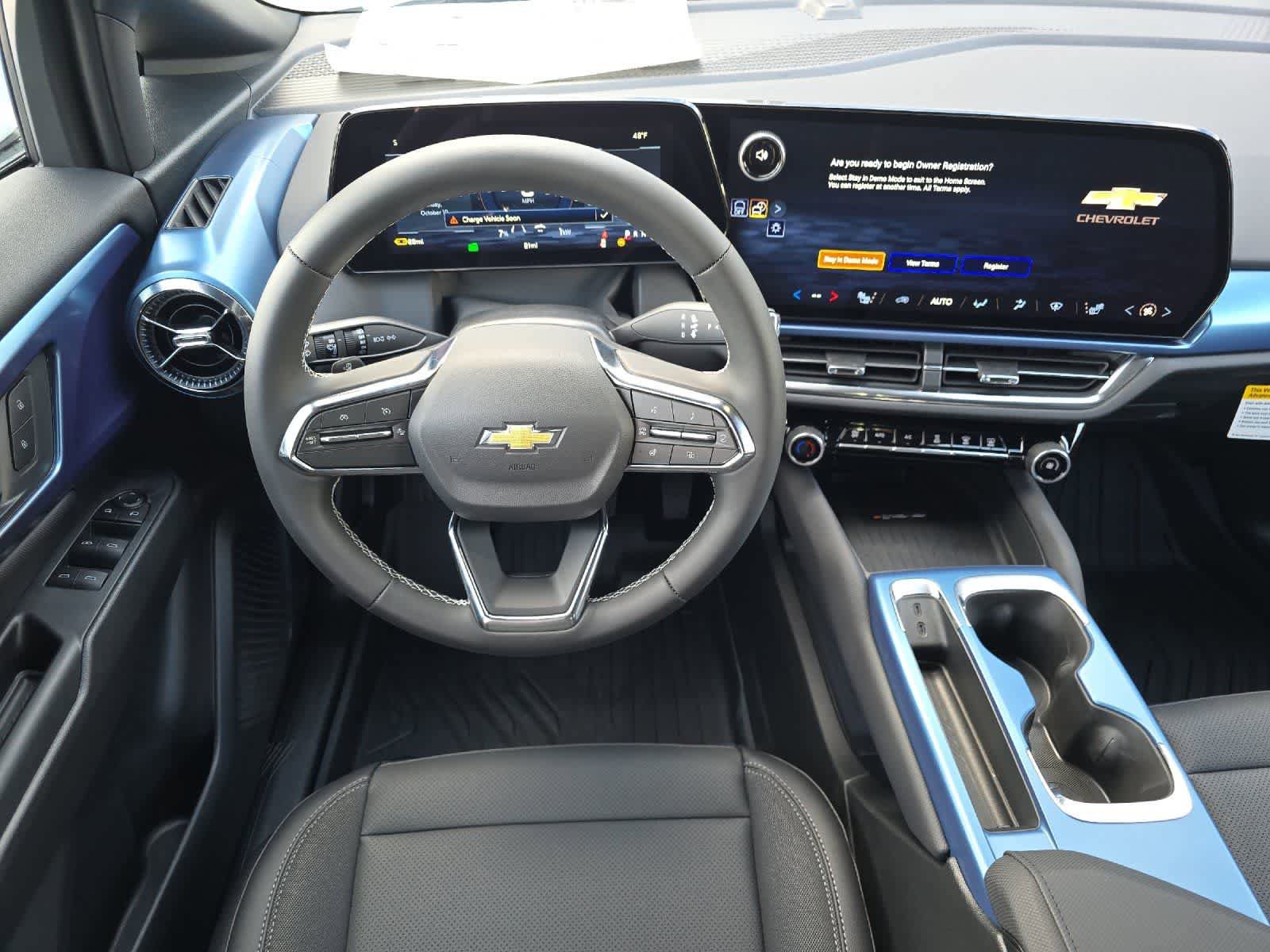 New 2026 Chevrolet Equinox EV LT AWD/4WD image 14