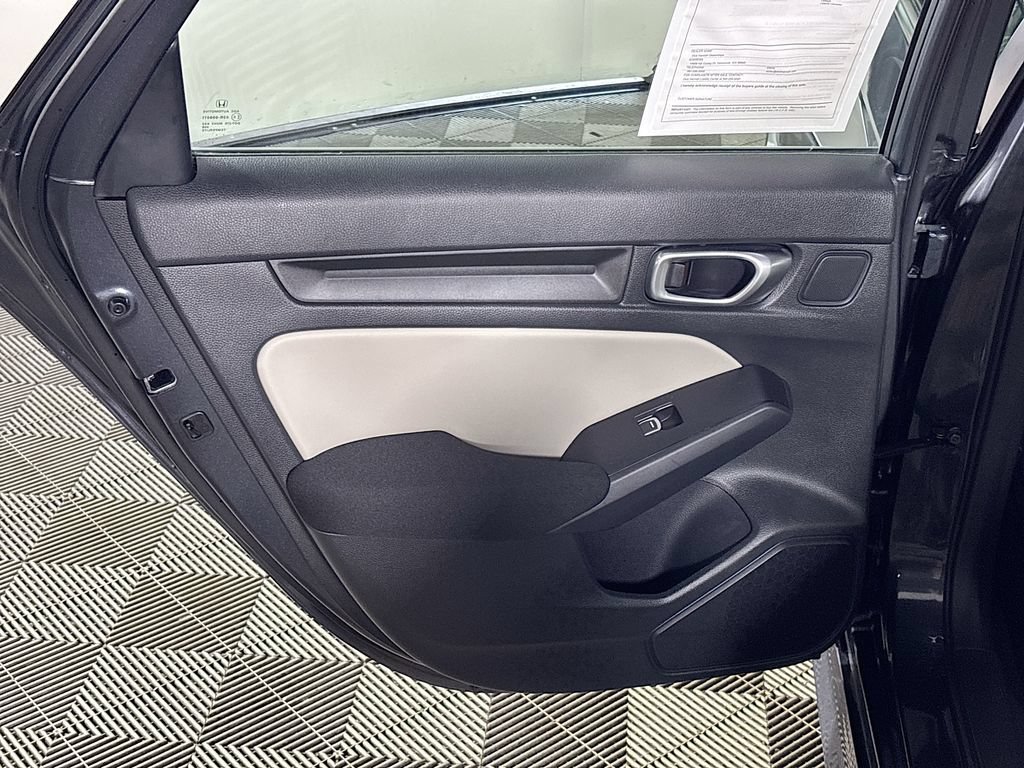 Used 2023 Honda Civic LX image 18