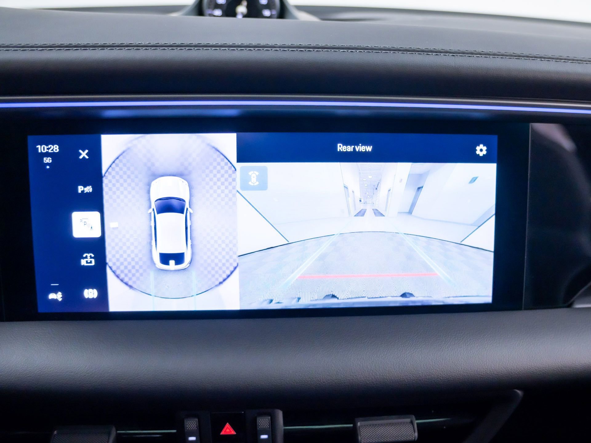 Certified 2024 Porsche Macan 4 Electric image 23