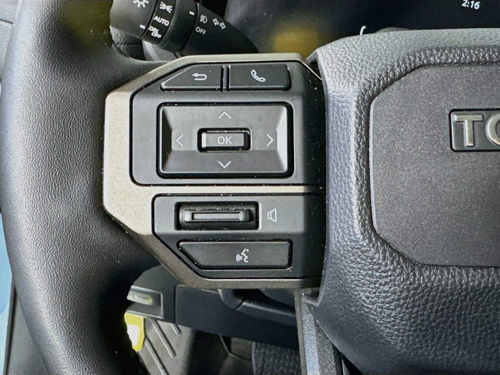 Used 2026 Toyota Land Cruiser w/ Premium Package AWD/4WD image 25