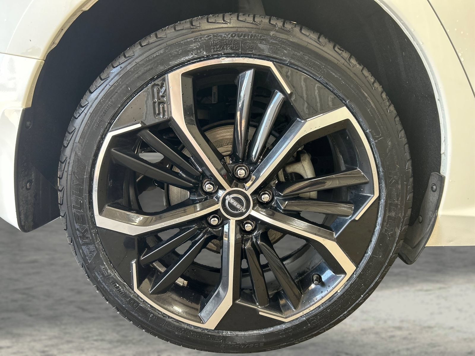 Used 2023 Nissan Altima 2.5 SR w/ SR Premium Package AWD/4WD image 23