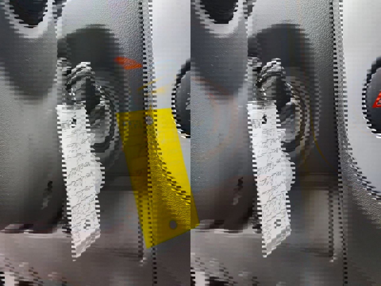 Used 2016 Nissan Frontier SV w/ Moonroof Package image 27