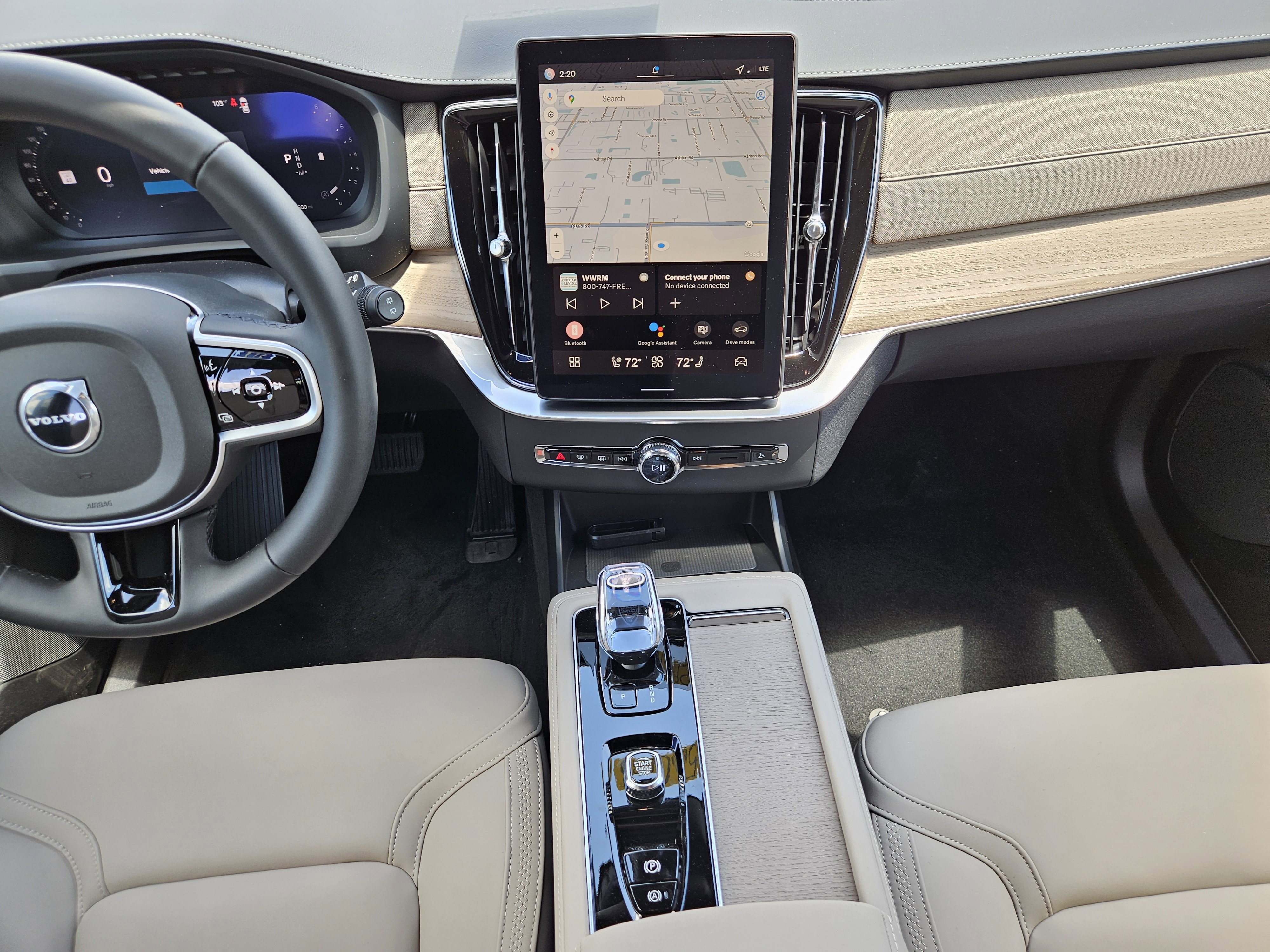 New 2026 Volvo XC90 B5 Plus image 18