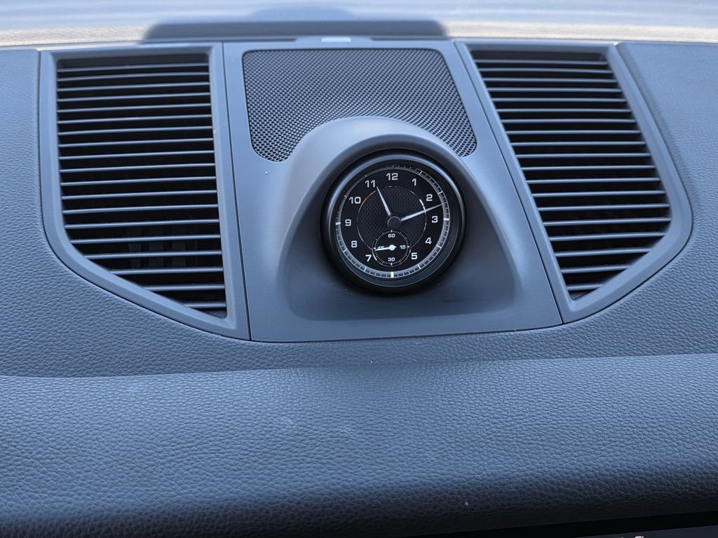 New 2025 Porsche Macan Turbo image 25