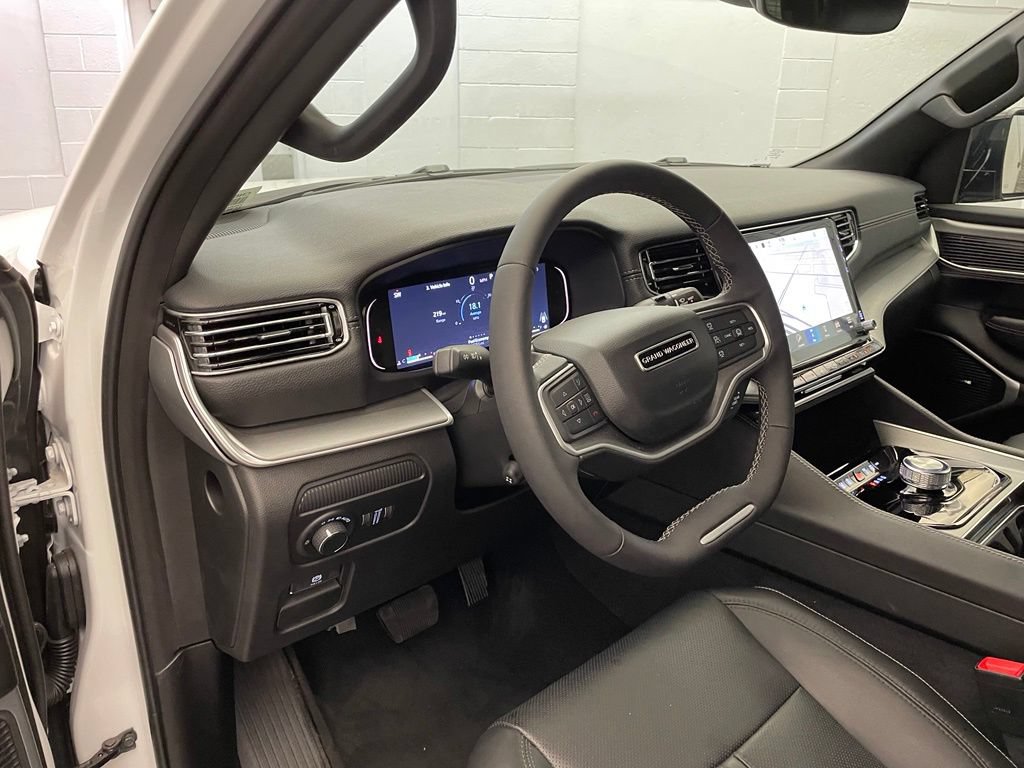 New 2026 Jeep Grand Wagoneer 2WD image 17